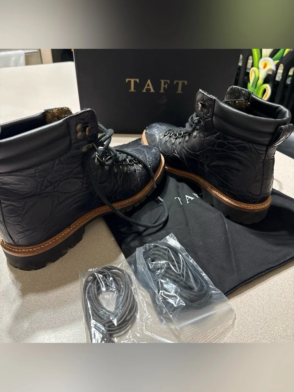 Taft men’s size